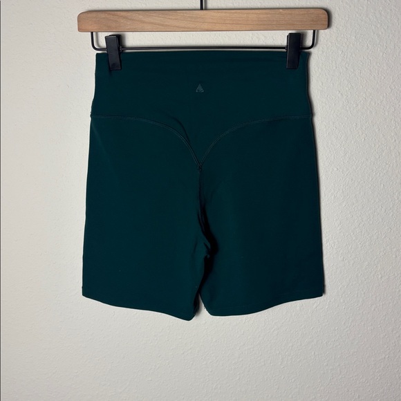 Vitality Cloud II Biker 6” Short Deep Green - Picture 4 of 4